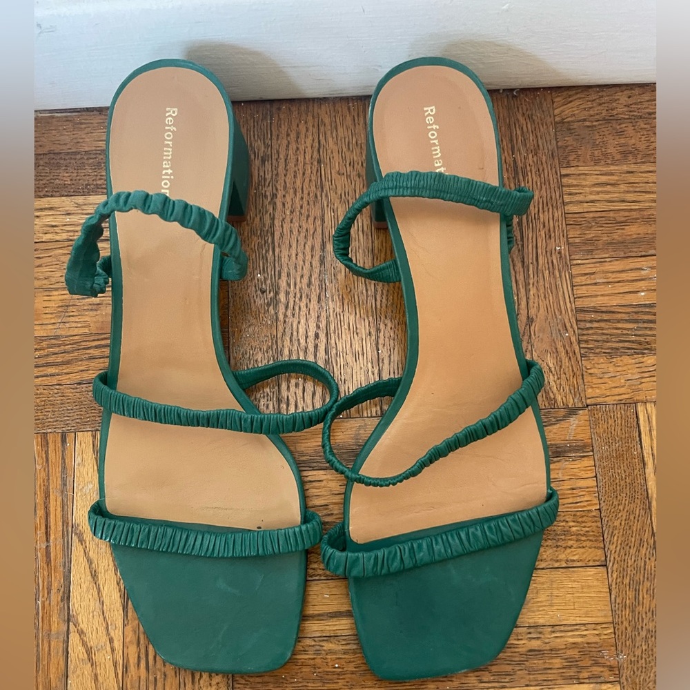 Reformation Assunta Sandal